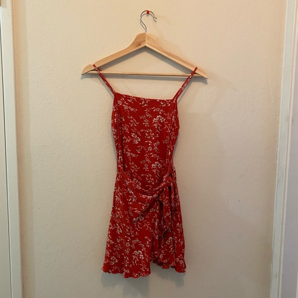 Floral Wrap Dress (Red) - Picture 1 of 3